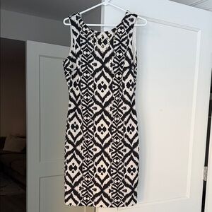 Badgley Mischka Black and White Geometric Midi Dress